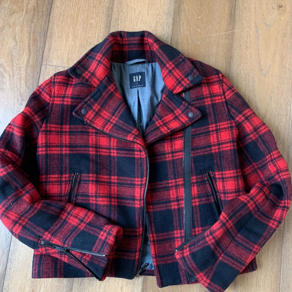 GAP Wool Red Buffalo  Plaid Jacket Like new
